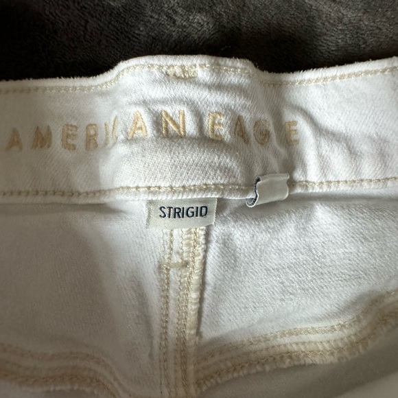 High Waist Baggy White Jean Shorts - Picture 2 of 6